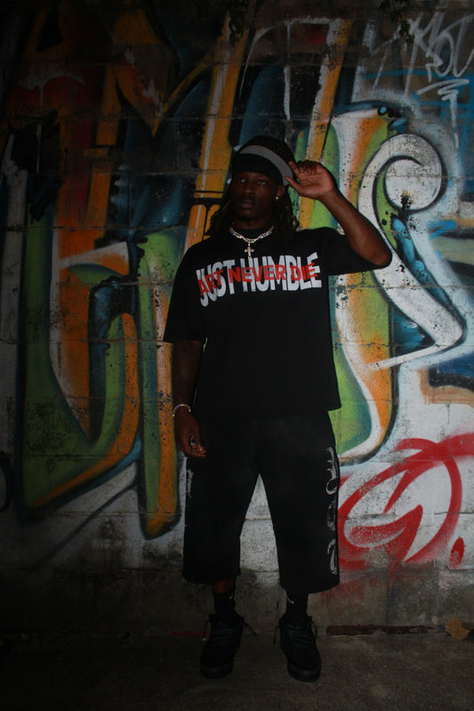 Black “Art Never Die” Tee